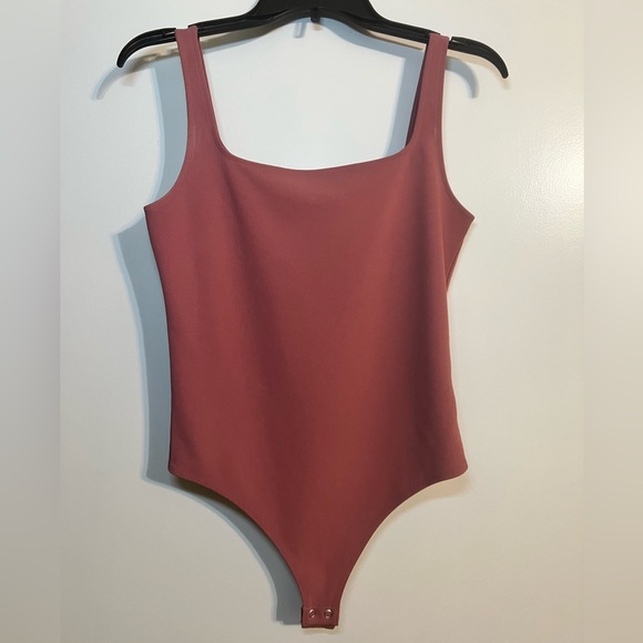 Express Royal Blue Square Neck Bodysuit Express Blush Pink Square Neck Bodysuit - Picture 6 of 8